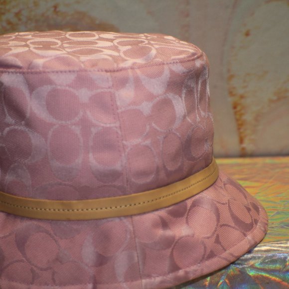 PINK COACH BUCKET HAT - Picture 4 of 5